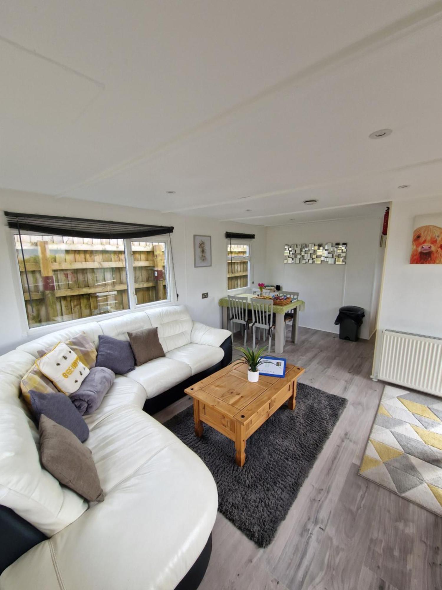Featheredge Corner Lodge Веллс Екстер'єр фото